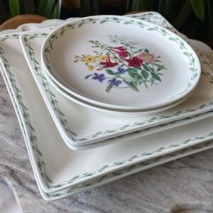 Vintage 6 Piece Ripply Fine Bone China Floral Plate Set for 2 - Round + Square